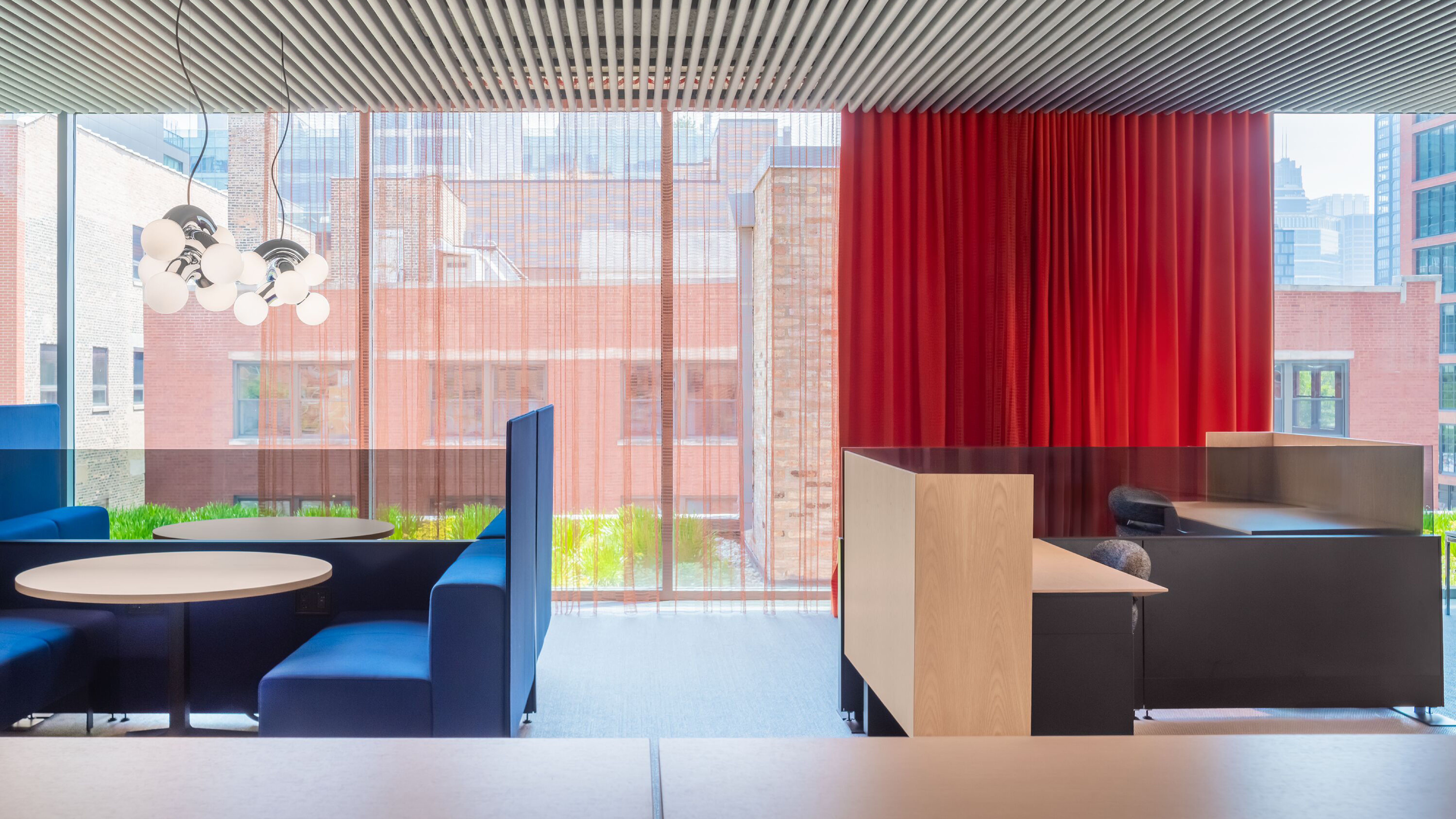 KNOLL WEBSITE 16x9 08