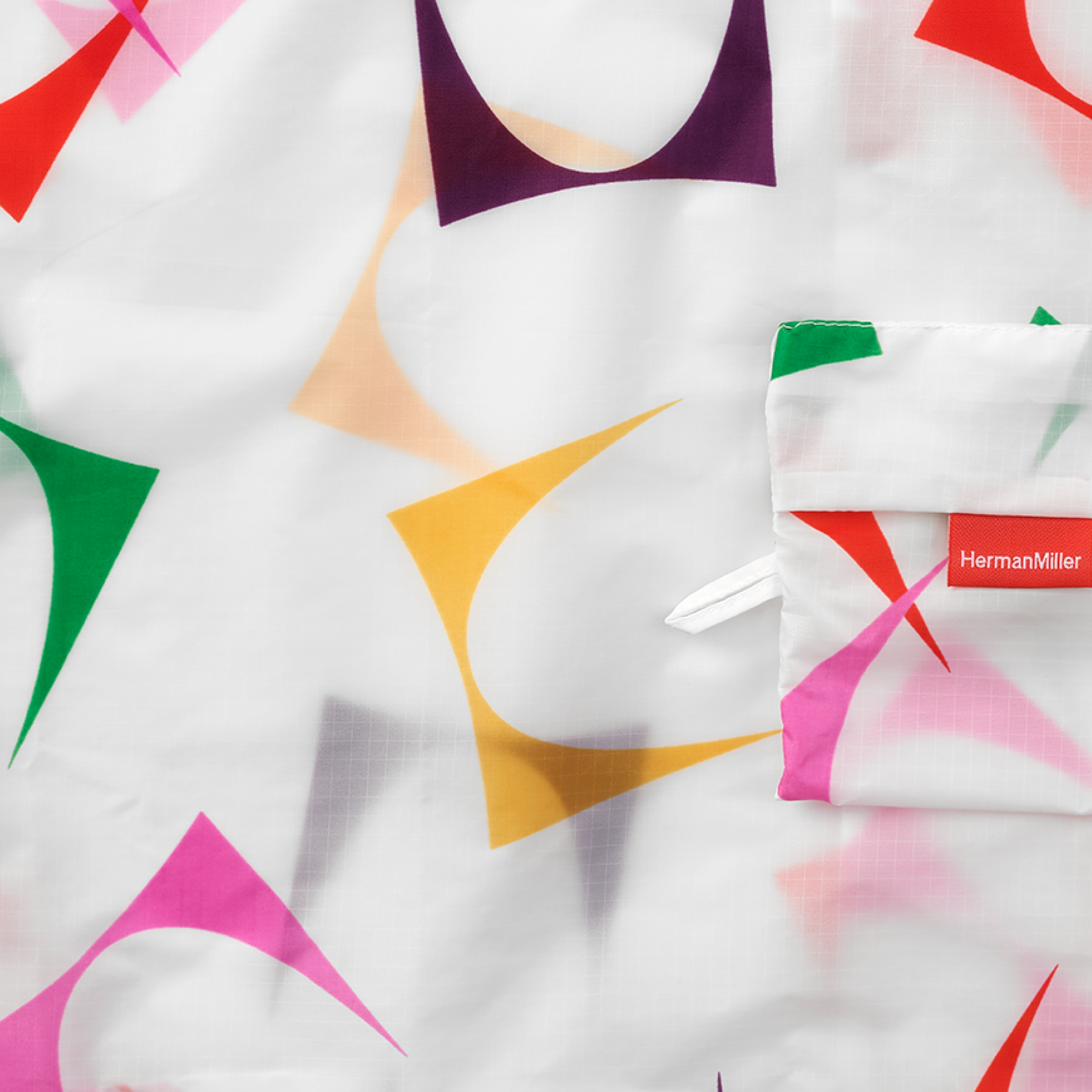 Hermanmiller Website 1x137